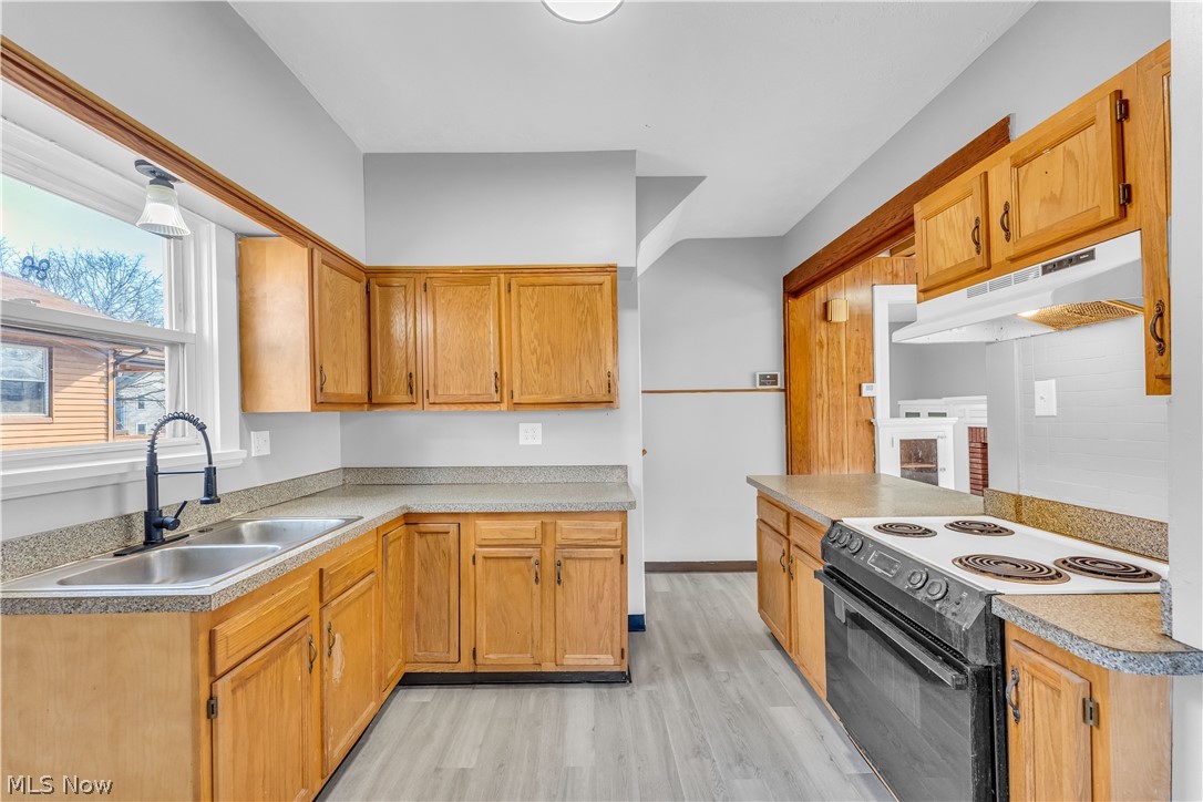 516 Whitney Avenue Akron OH 44306