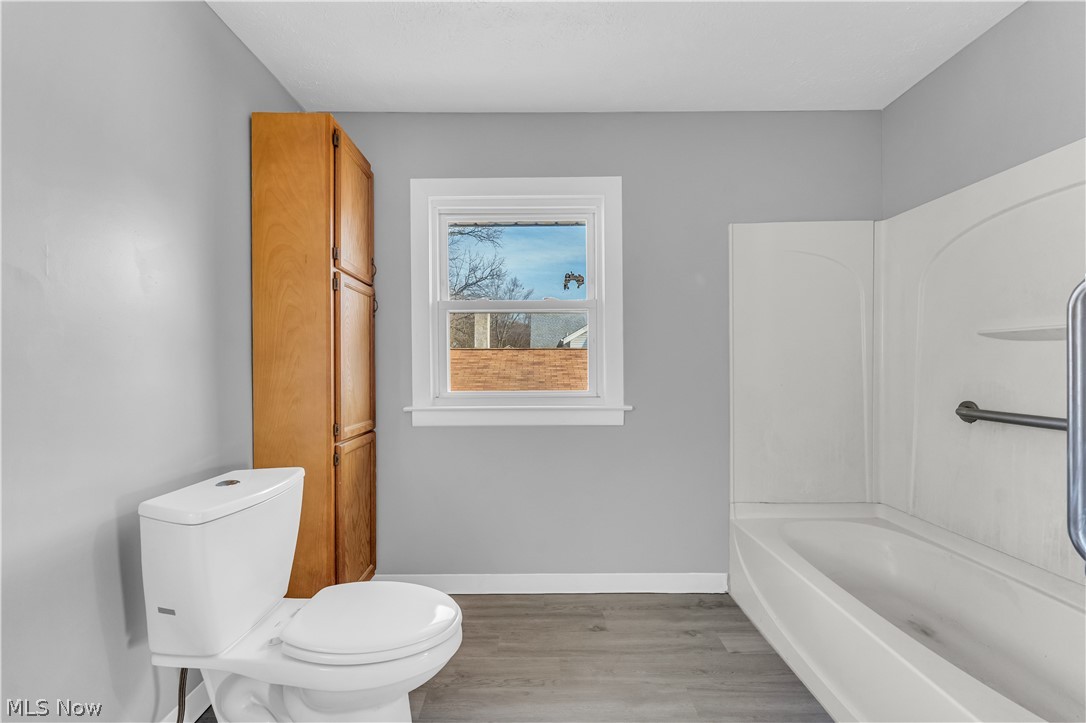 516 Whitney Avenue Akron OH 44306
