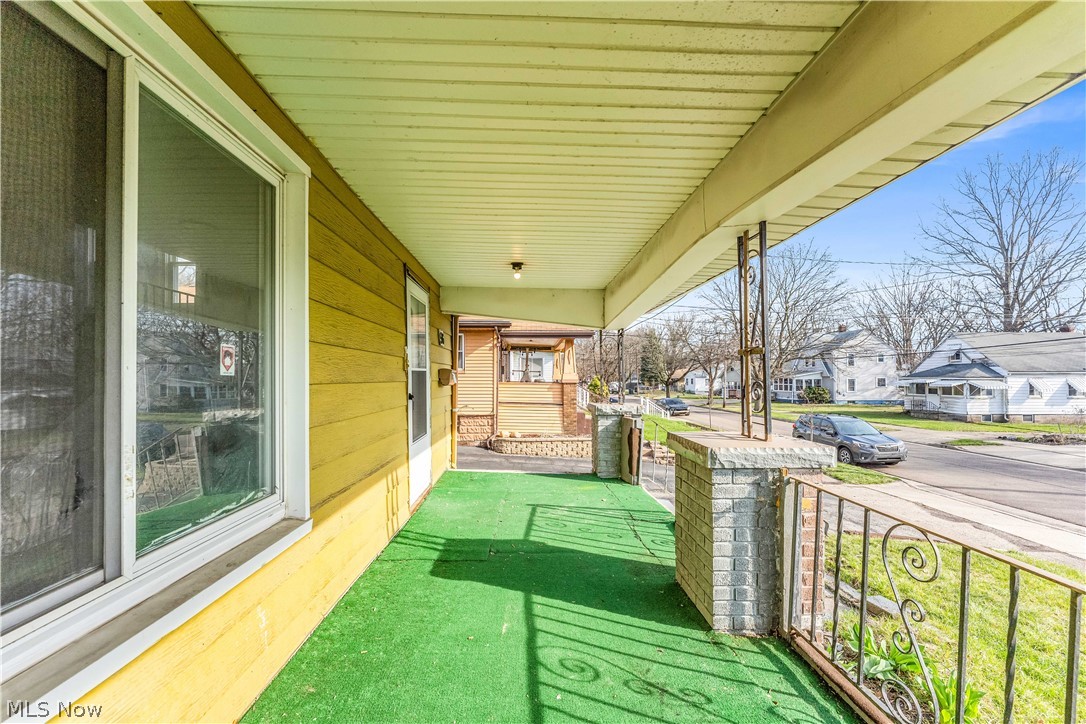 516 Whitney Avenue Akron OH 44306