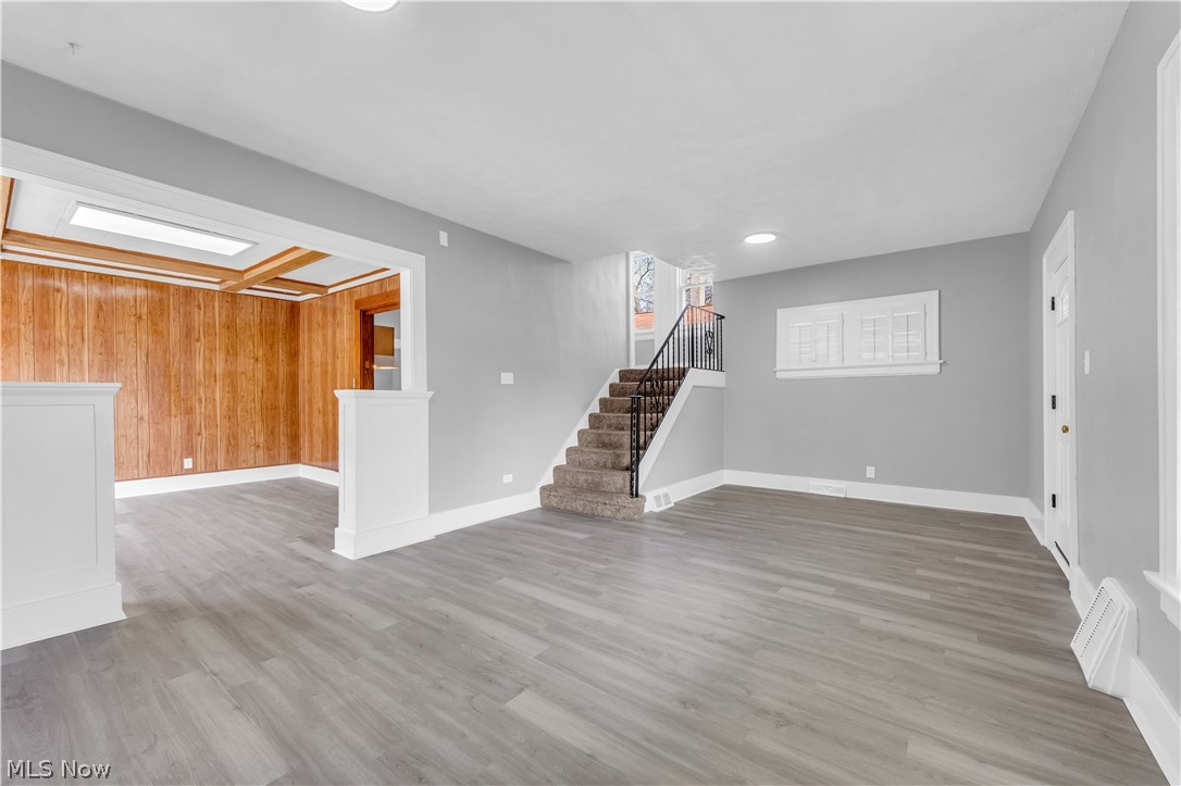 516 Whitney Avenue Akron OH 44306