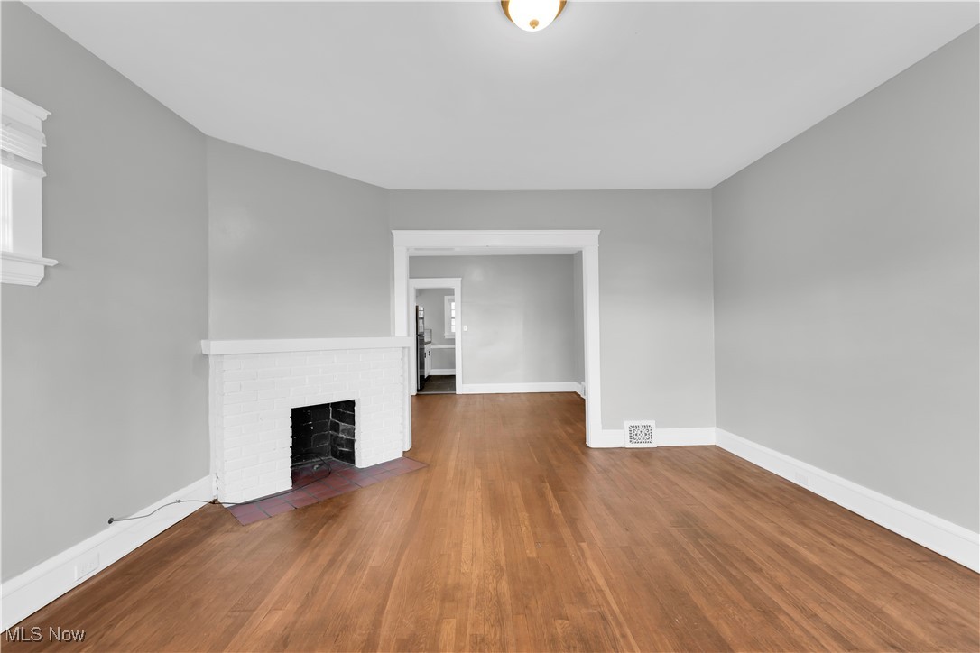 1239 W 115th Street Cleveland OH 44102