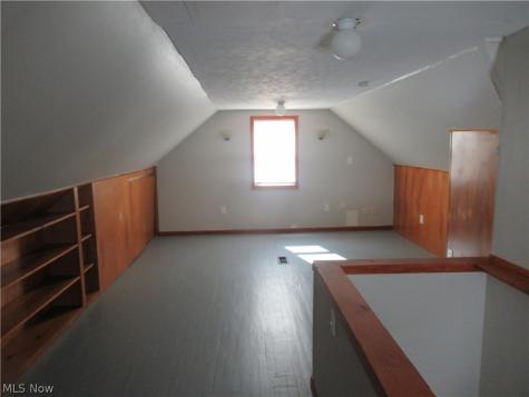 5203 Maplecrest Avenue Parma OH 44134