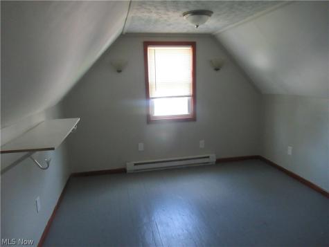 5203 Maplecrest Avenue Parma OH 44134