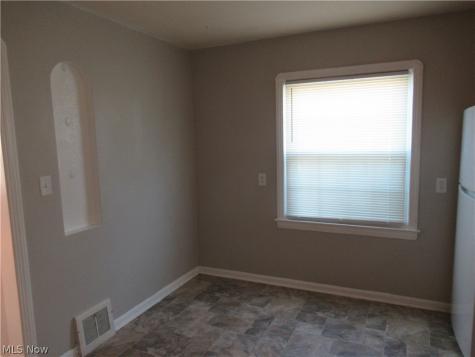 5203 Maplecrest Avenue Parma OH 44134