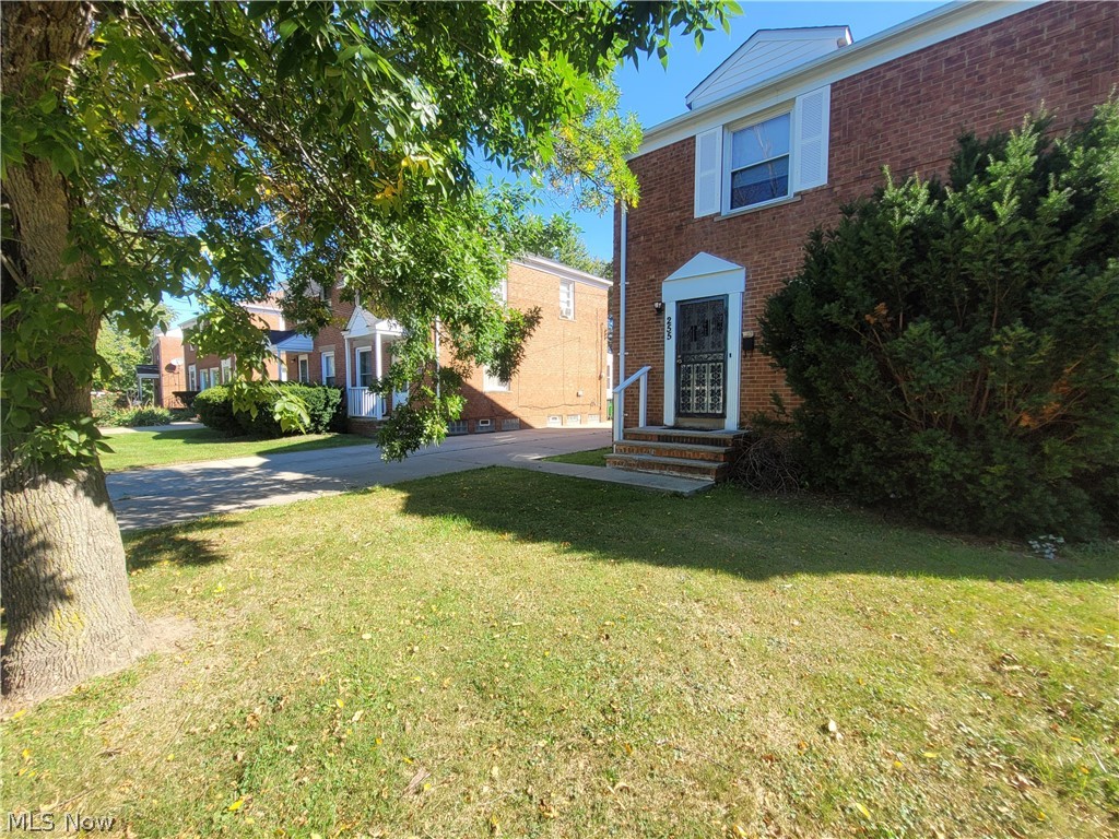 255 E 250th Street Euclid OH 44132