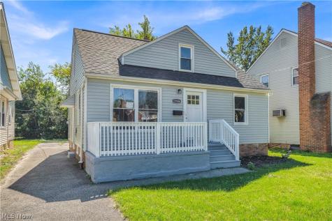 15506 Westview Avenue Cleveland OH 44128