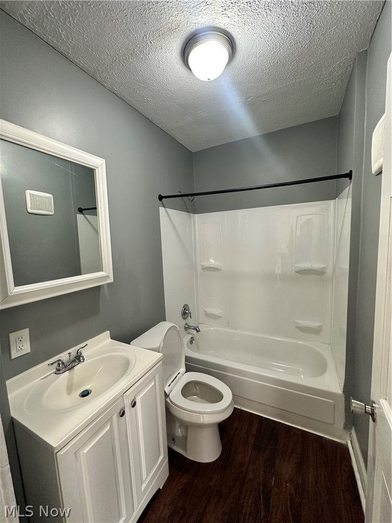837 Wayside Road Cleveland OH 44110