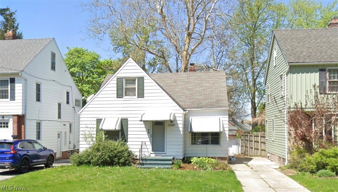 3709 Woodridge Road Cleveland Heights OH 44121