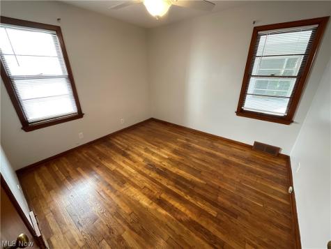 3709 Woodridge Road Cleveland Heights OH 44121
