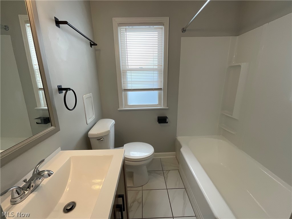 3709 Woodridge Road Cleveland Heights OH 44121
