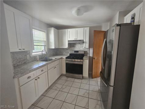 3709 Woodridge Road Cleveland Heights OH 44121