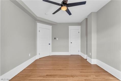 12206 Detroit Avenue Lakewood OH 44107