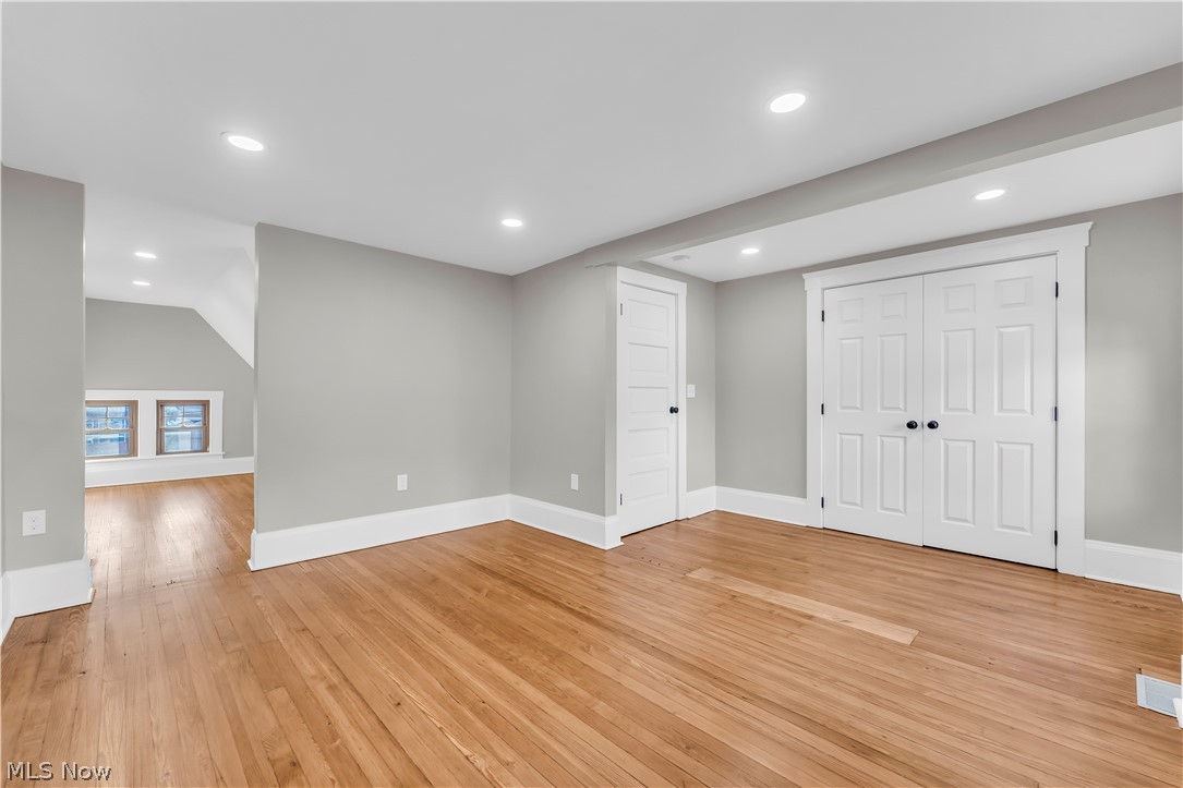 12206 Detroit Avenue Lakewood OH 44107