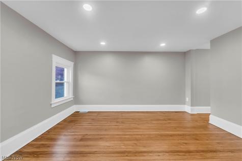 12206 Detroit Avenue Lakewood OH 44107
