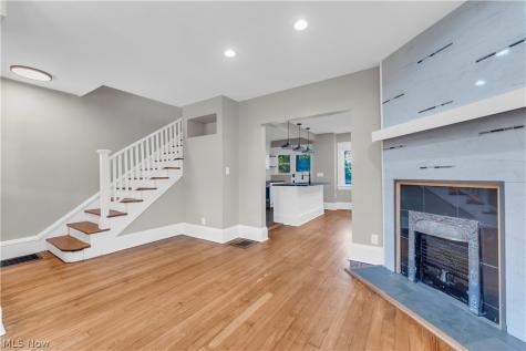 12206 Detroit Avenue Lakewood OH 44107