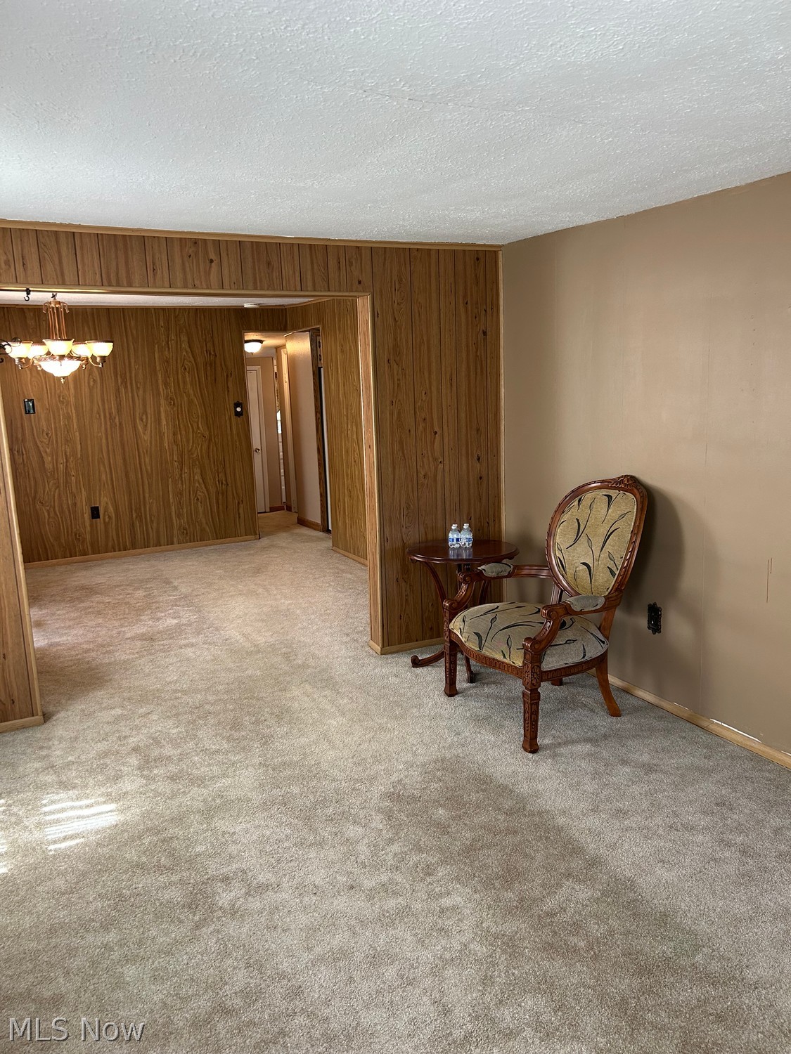 1390 Iroquois Avenue Mayfield Heights OH 44124