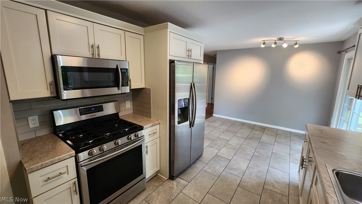 2491 Samira Road Stow OH 44224