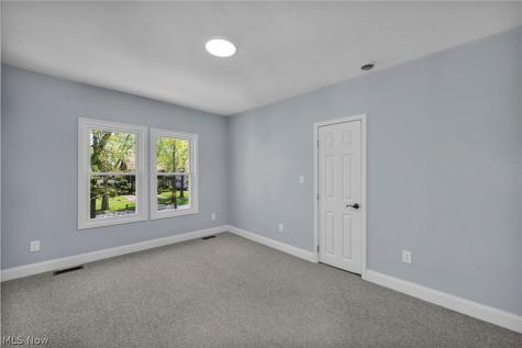 2172 West Boulevard Cleveland OH 44102