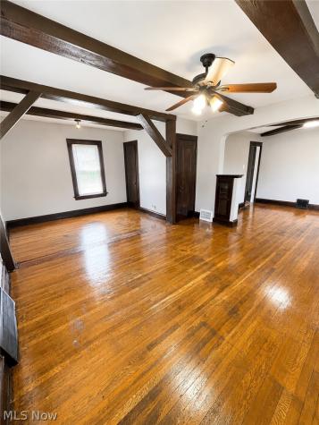 3954 E 41st Street Newburgh Heights OH 44105