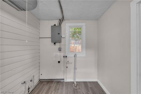 12405 Mcgowan Avenue Cleveland OH 44135