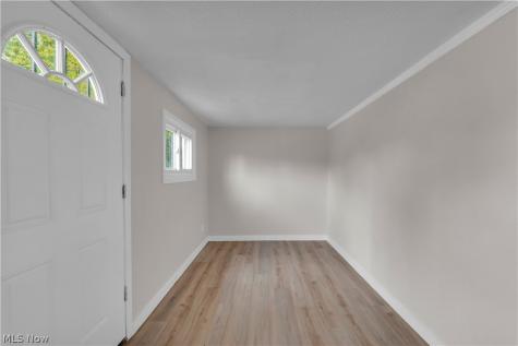 12405 Mcgowan Avenue Cleveland OH 44135