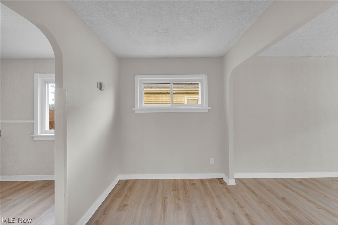 12405 Mcgowan Avenue Cleveland OH 44135