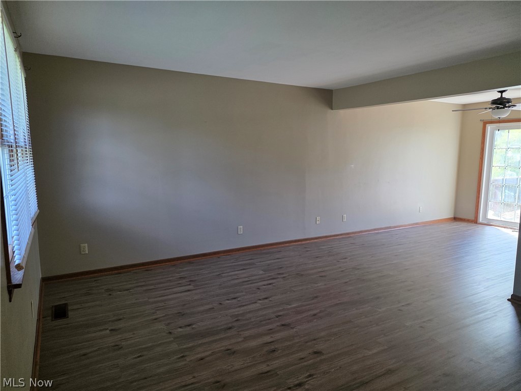 1011 N 7th Street Cambridge OH 43725