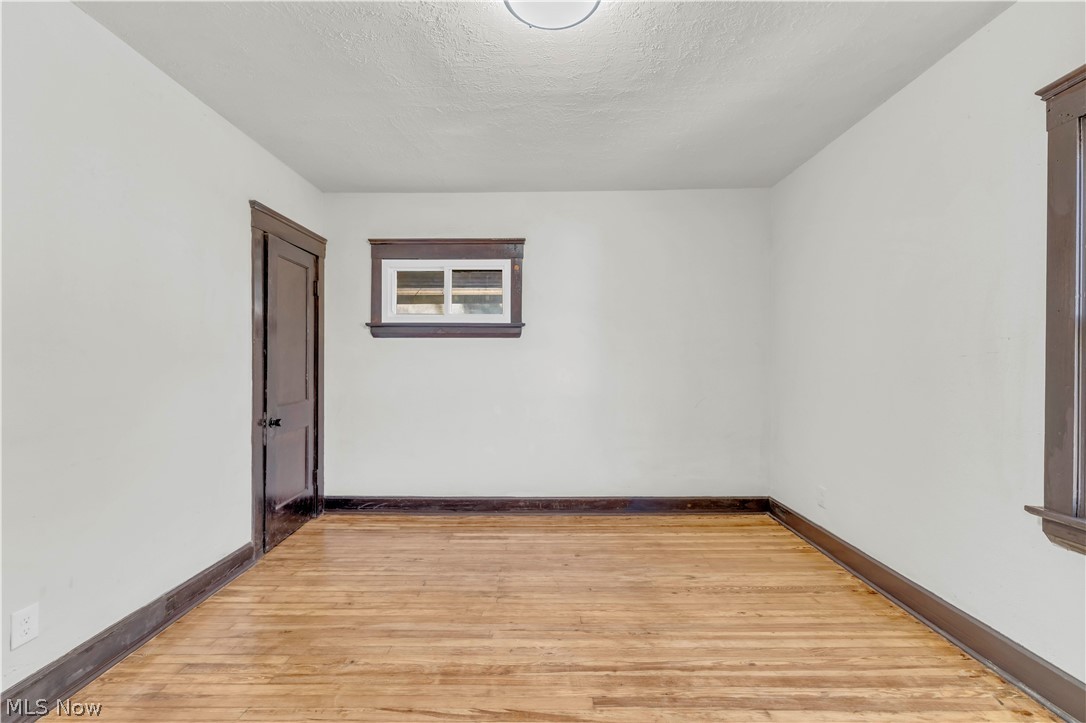 2032 W 89th Street Cleveland OH 44102