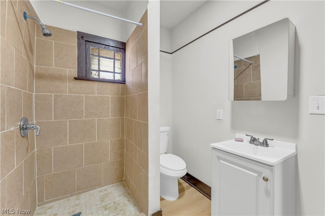 2032 W 89th Street Cleveland OH 44102