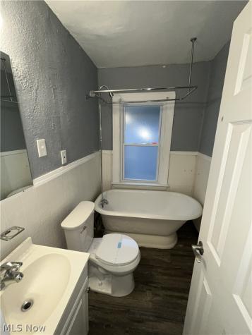 3658 E 143rd Street Cleveland OH 44120