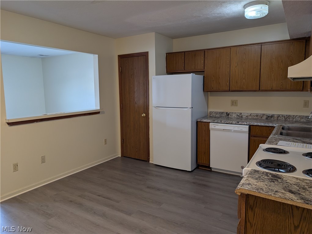 1563 Whitehall Boulevard Kent OH 44240