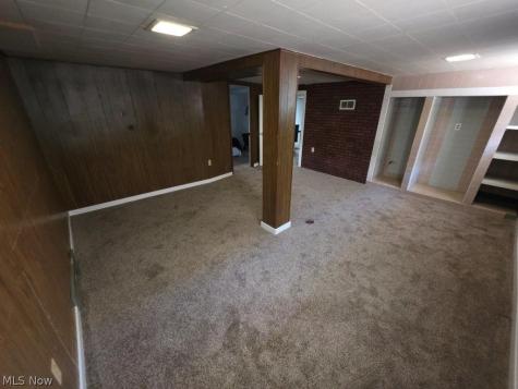 20632 Woodstock Avenue Fairview Park OH 44126