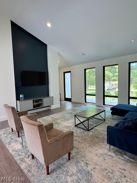 14827 Caves Road Russell OH 44072