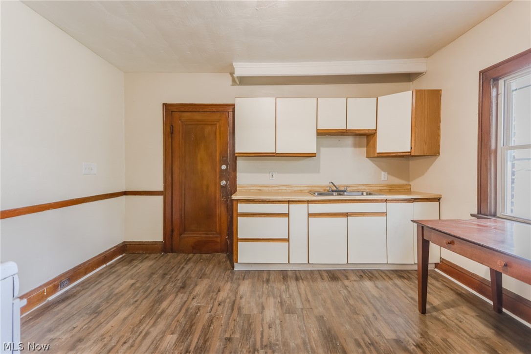 10709 Eliot Avenue Cleveland OH 44104