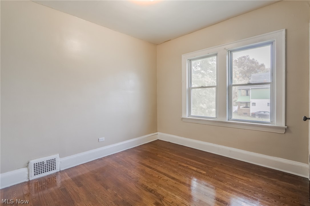 10709 Eliot Avenue Cleveland OH 44104