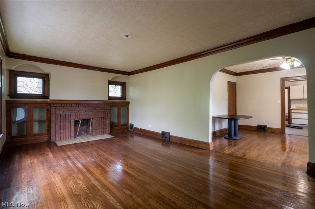 10709 Eliot Avenue Cleveland OH 44104