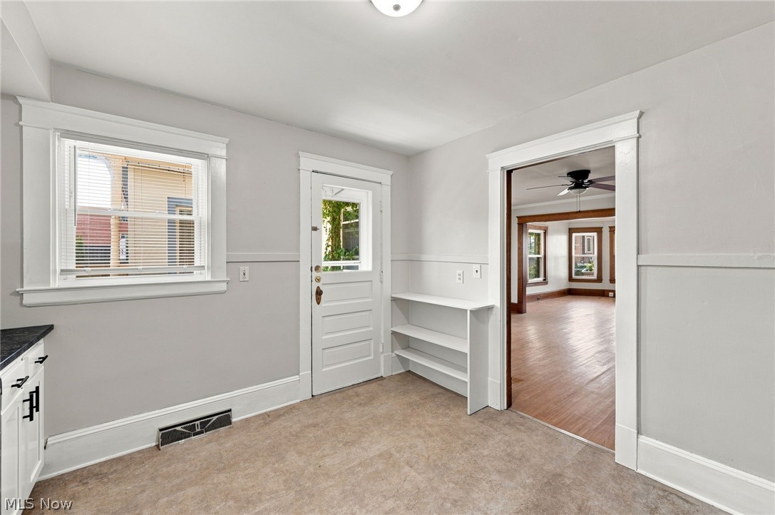 1373 Thoreau Road Lakewood OH 44107