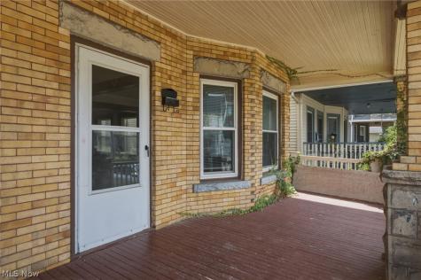 1373 Thoreau Road Lakewood OH 44107