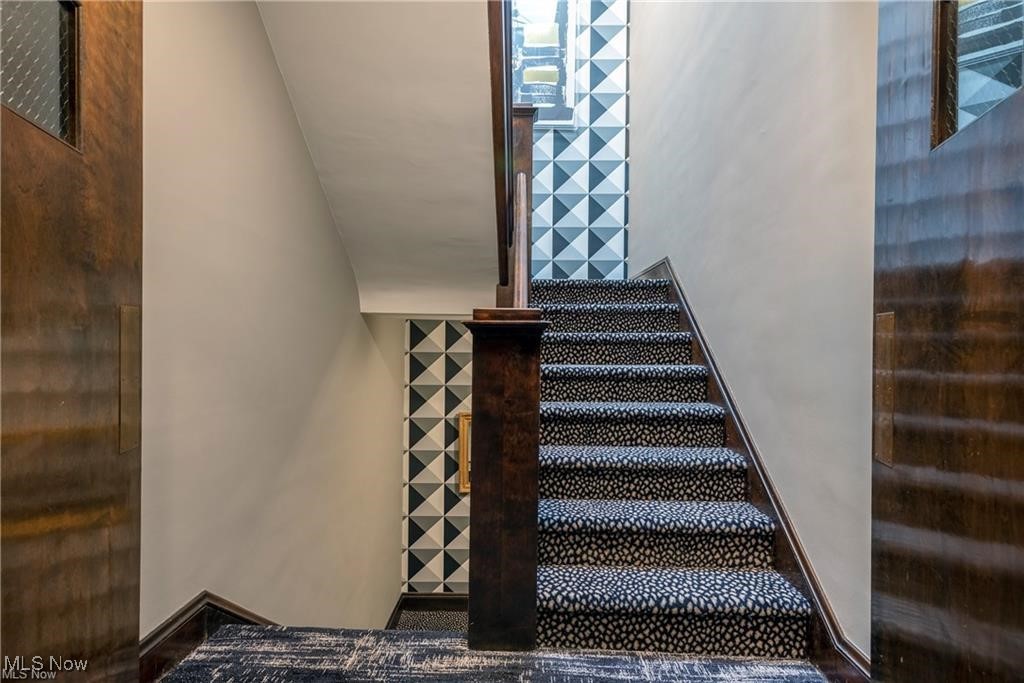 10429 Clifton Boulevard Cleveland OH 44102