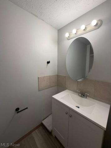 3028 W 104th Street Cleveland OH 44111