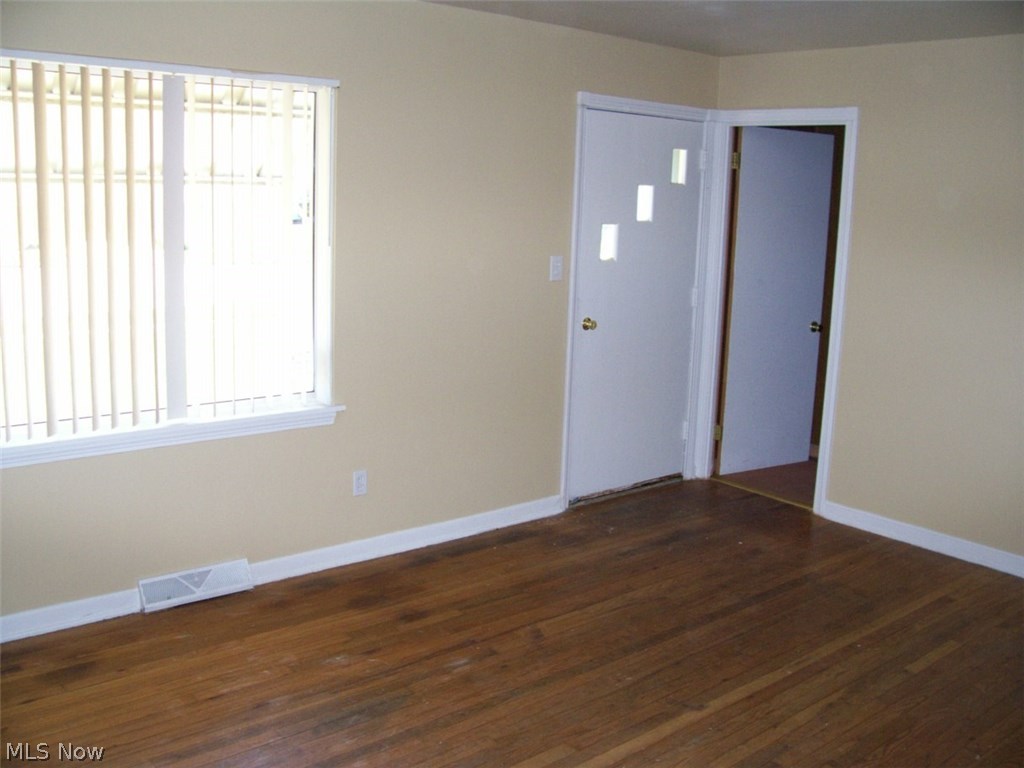 25701 Richards Avenue Euclid OH 44132