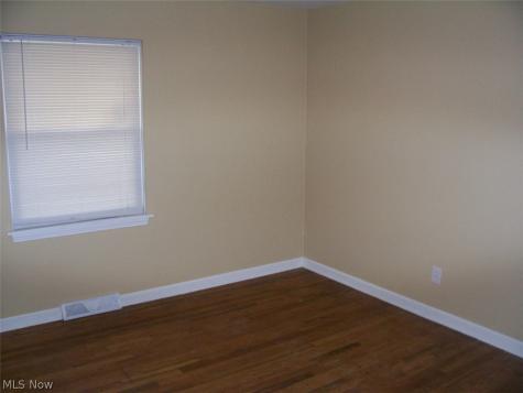 25701 Richards Avenue Euclid OH 44132