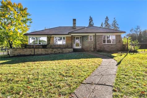 9903 Edgewater Drive Cleveland OH 44102