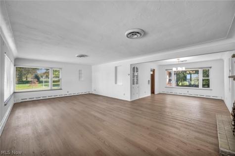 9903 Edgewater Drive Cleveland OH 44102