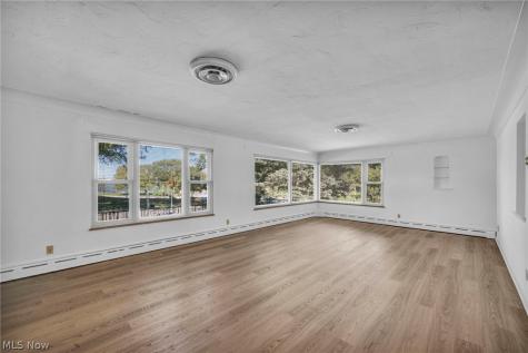 9903 Edgewater Drive Cleveland OH 44102