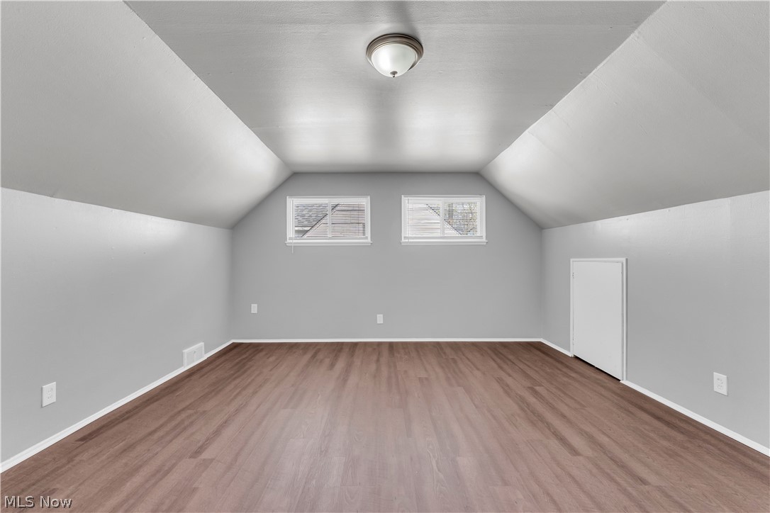 17401 Wayne Drive Cleveland OH 44128