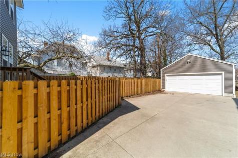 11813 Wade Park Avenue Cleveland OH 44106
