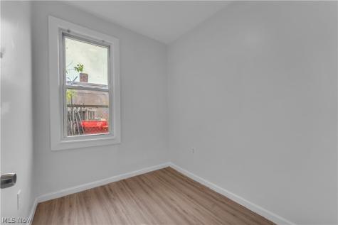 5011 Clark Avenue Cleveland OH 44102