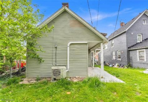 5011 Clark Avenue Cleveland OH 44102