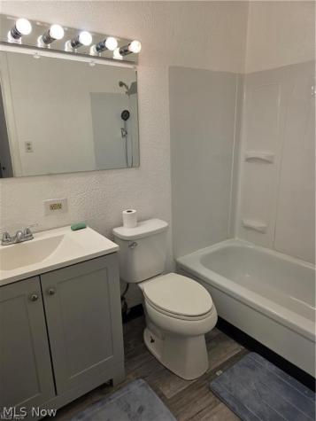 16101 E Maple Park Drive Maple Heights OH 44137
